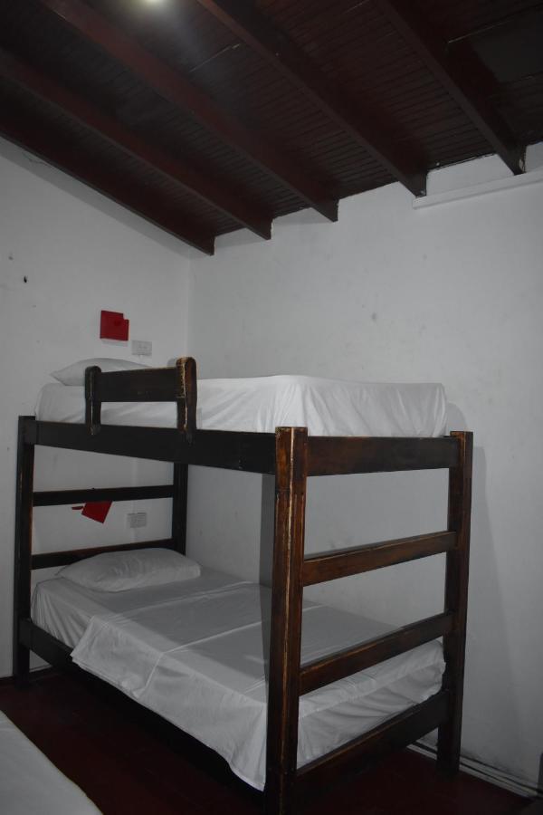Esmed Hostel 麦德林 外观 照片