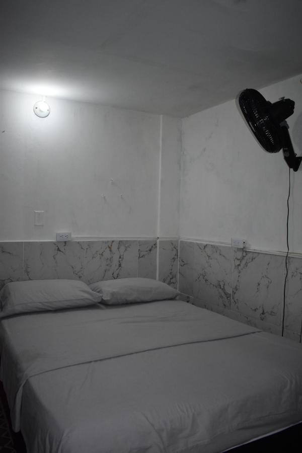 Esmed Hostel 麦德林 外观 照片
