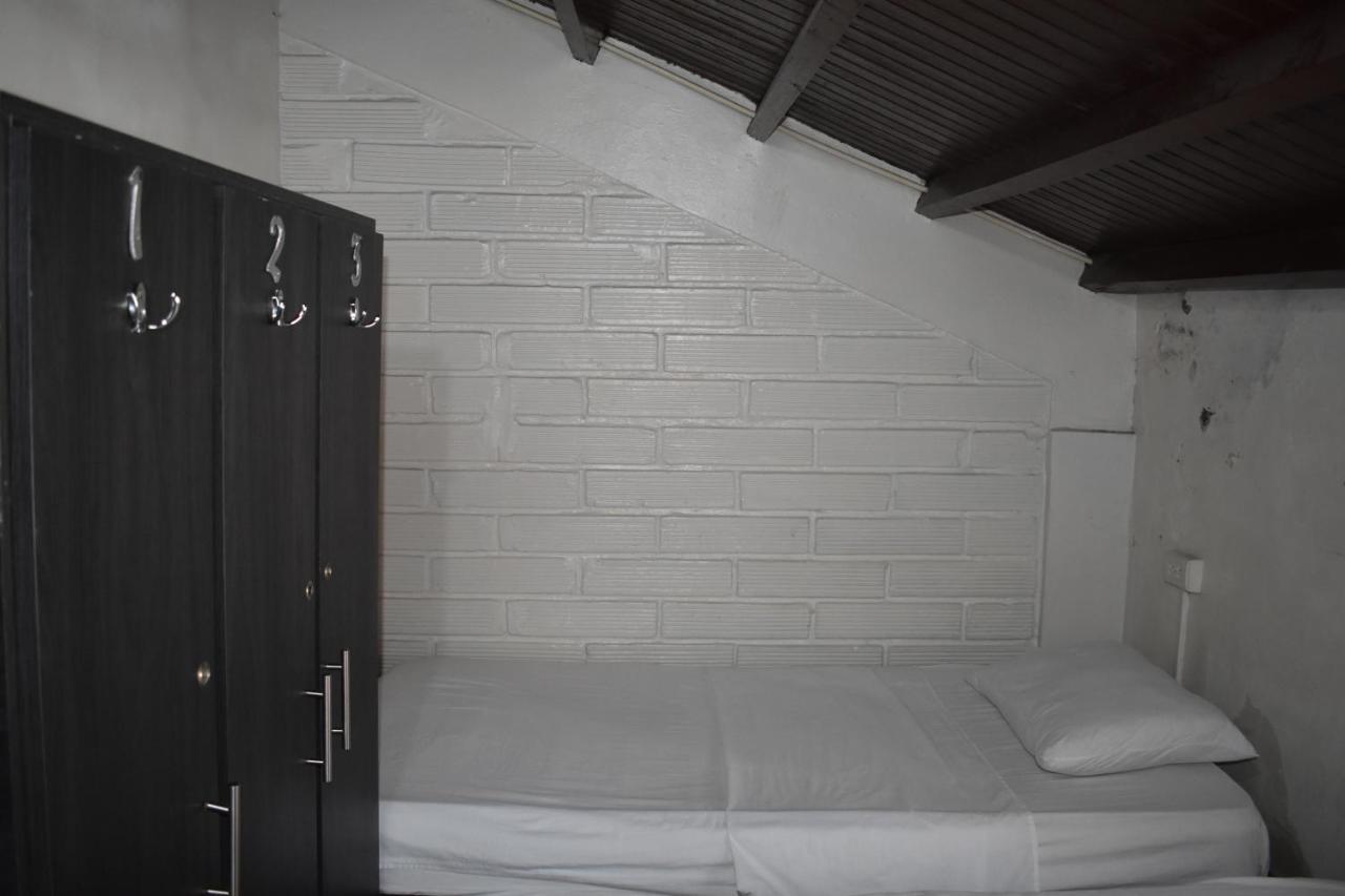 Esmed Hostel 麦德林 外观 照片