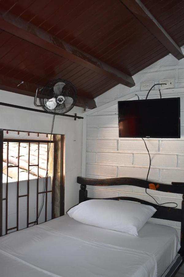 Esmed Hostel 麦德林 外观 照片